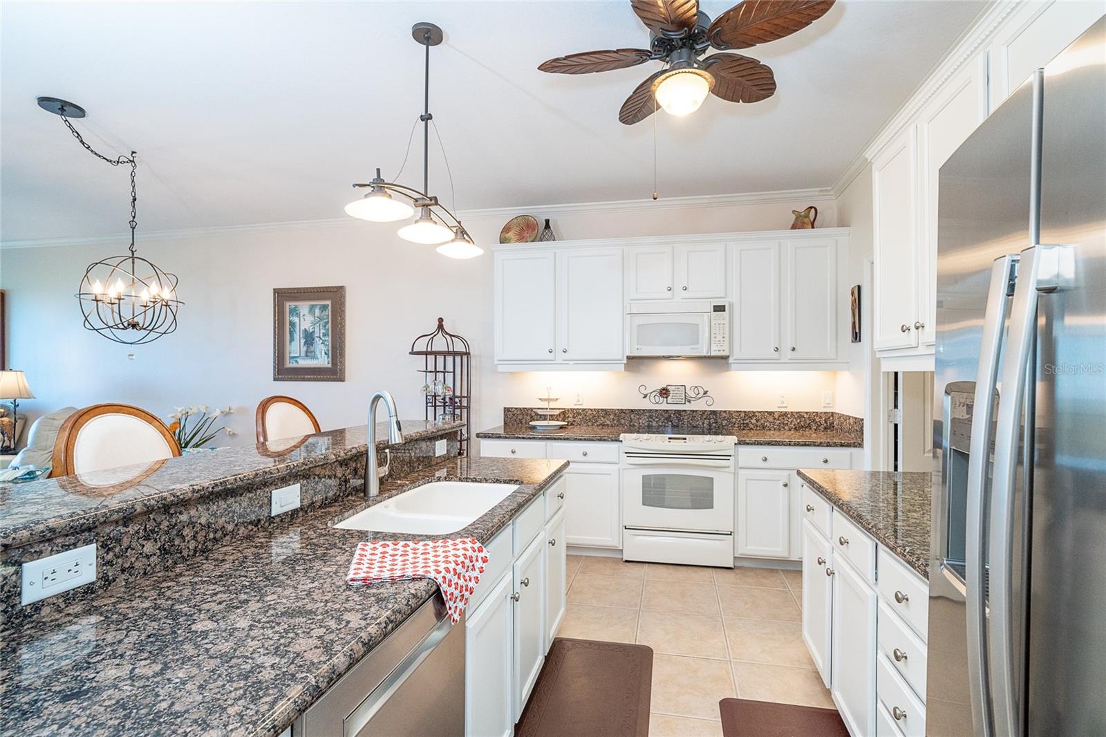 Image 23 of 73 For 9203 Griggs Road B202