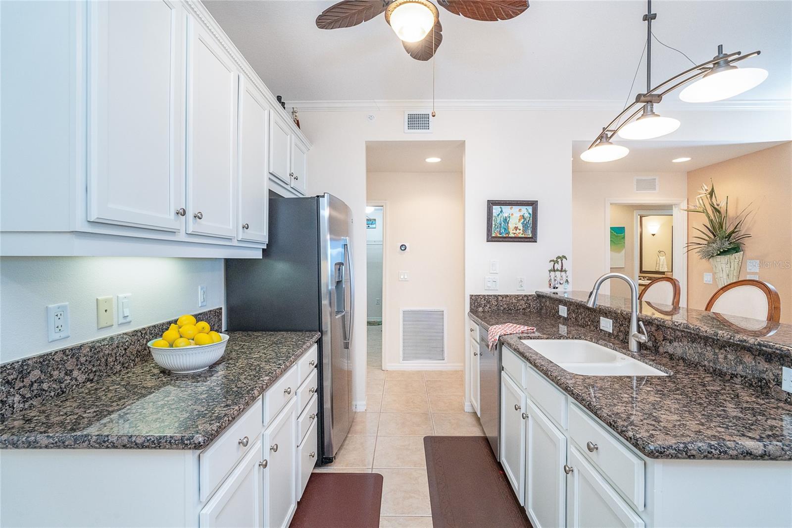 Image 24 of 73 For 9203 Griggs Road B202