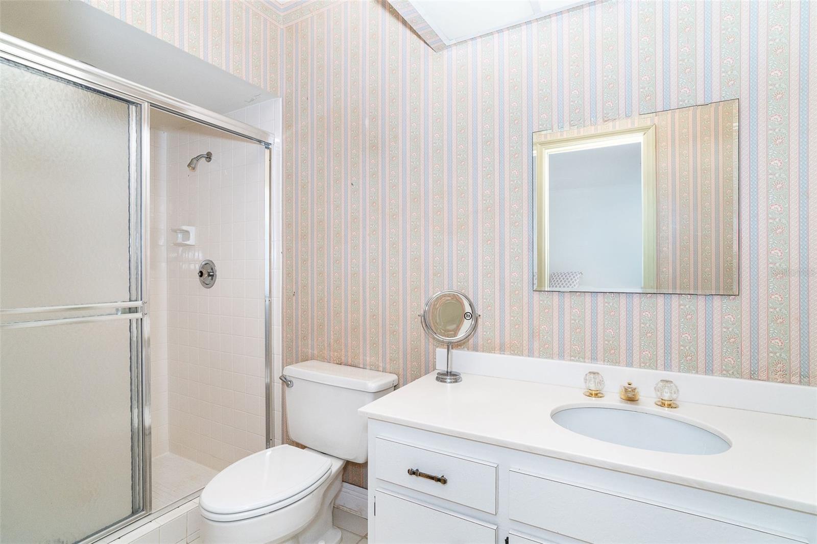 Image 22 of 43 For 12 Golf View Drive