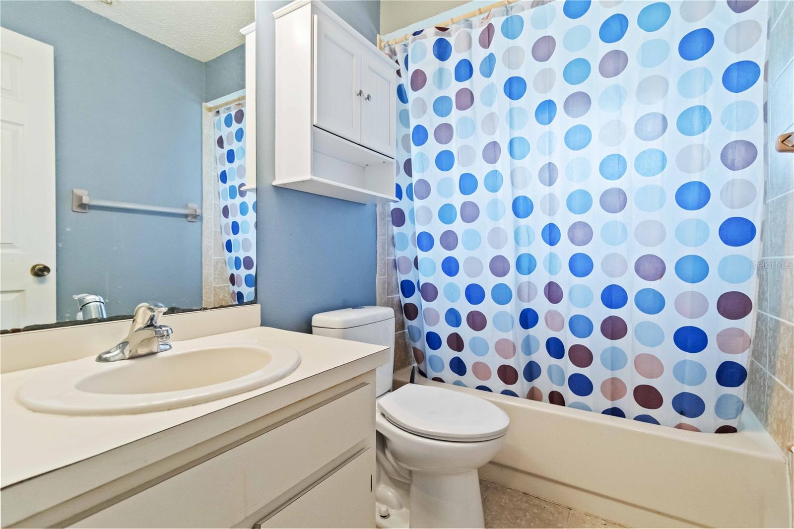 Image 17 of 20 For 284 Lomond Drive B