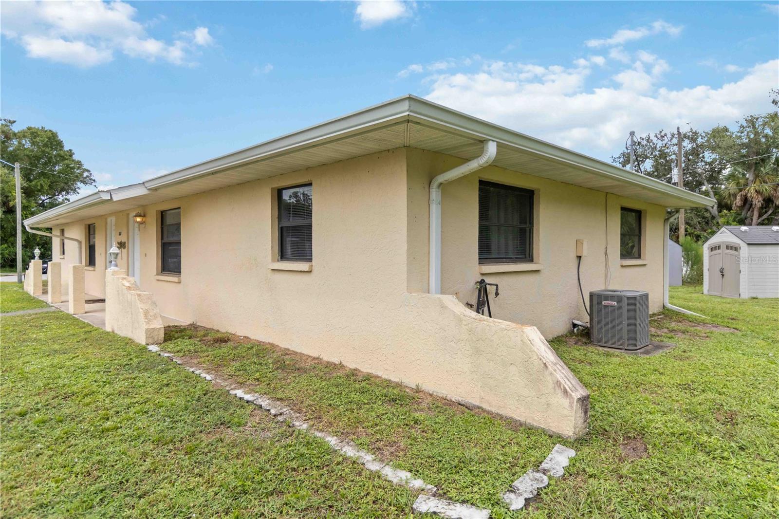 Image 3 of 20 For 284 Lomond Drive B