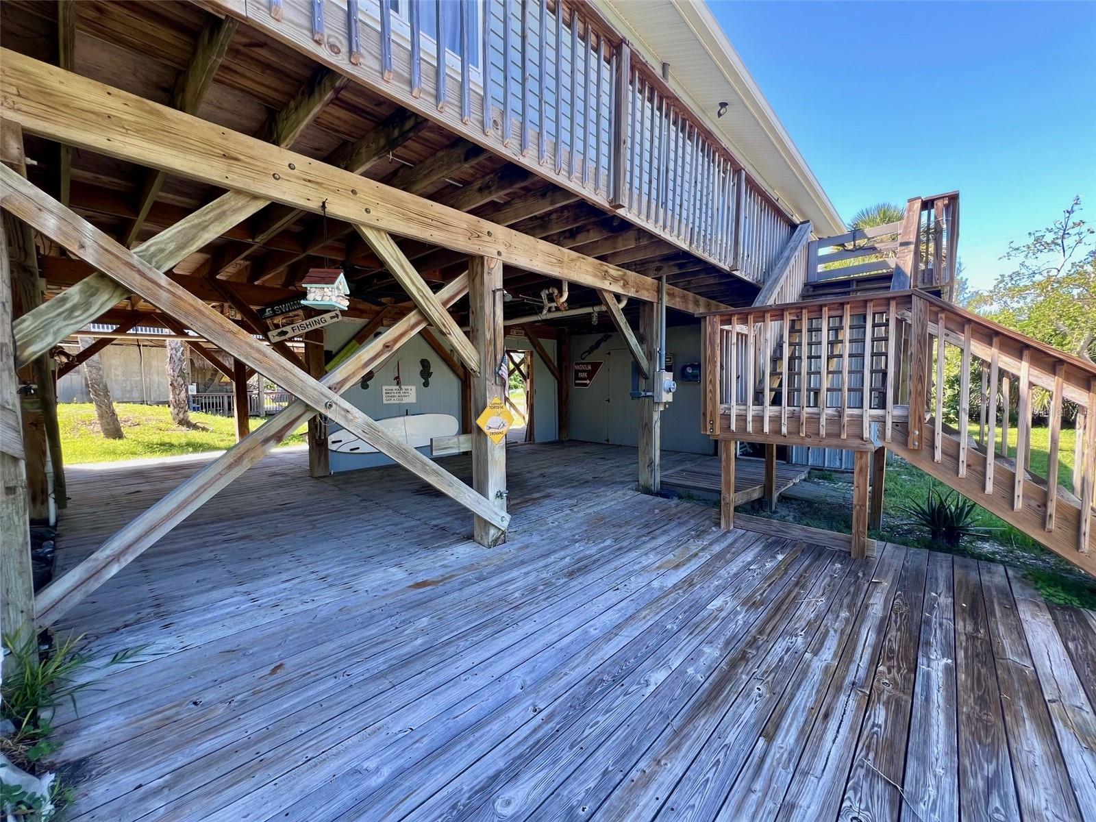 Image 18 of 60 For 8692 Marsh Street