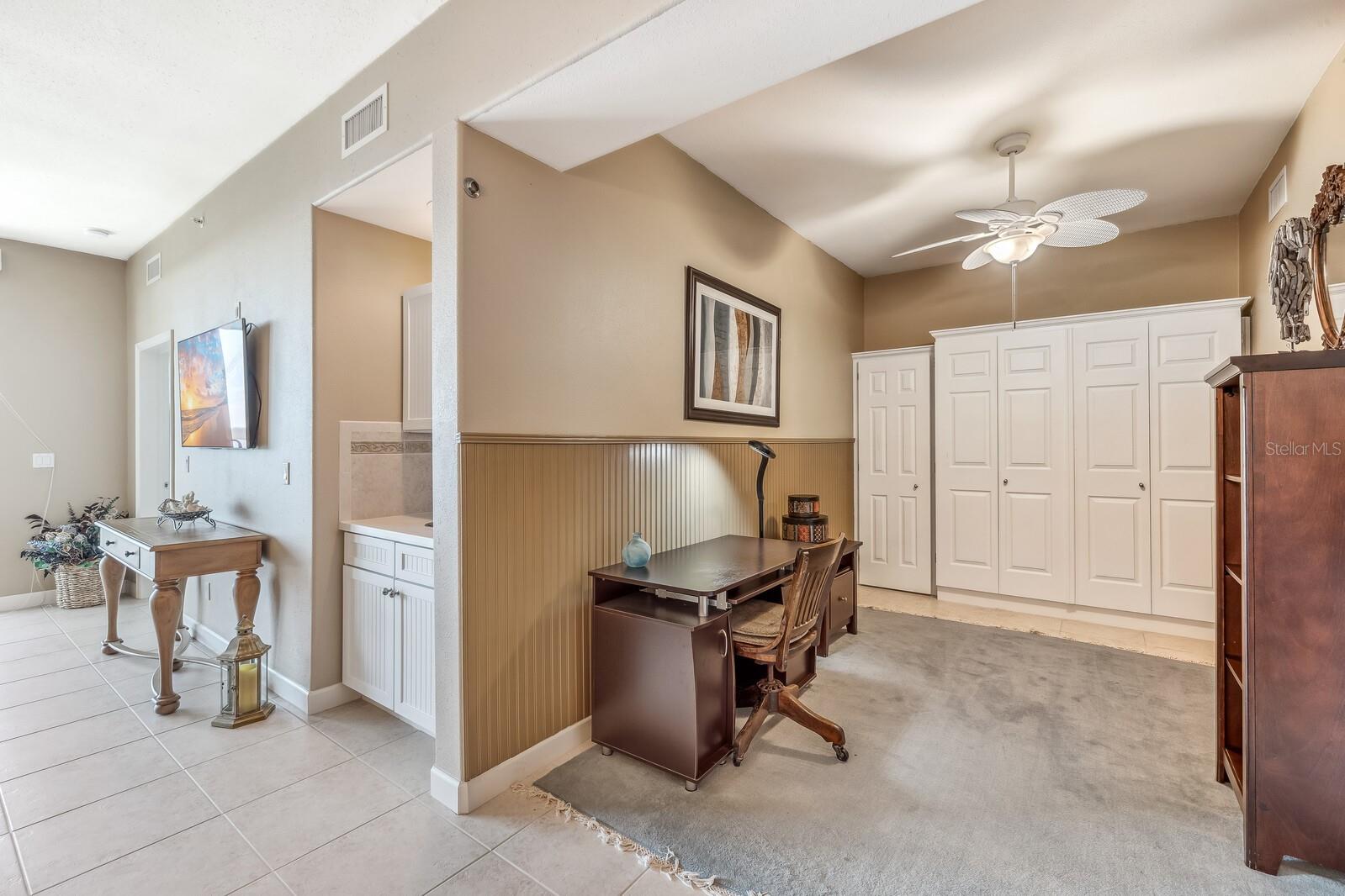 Image 10 of 34 For 10055 Links Lane 402