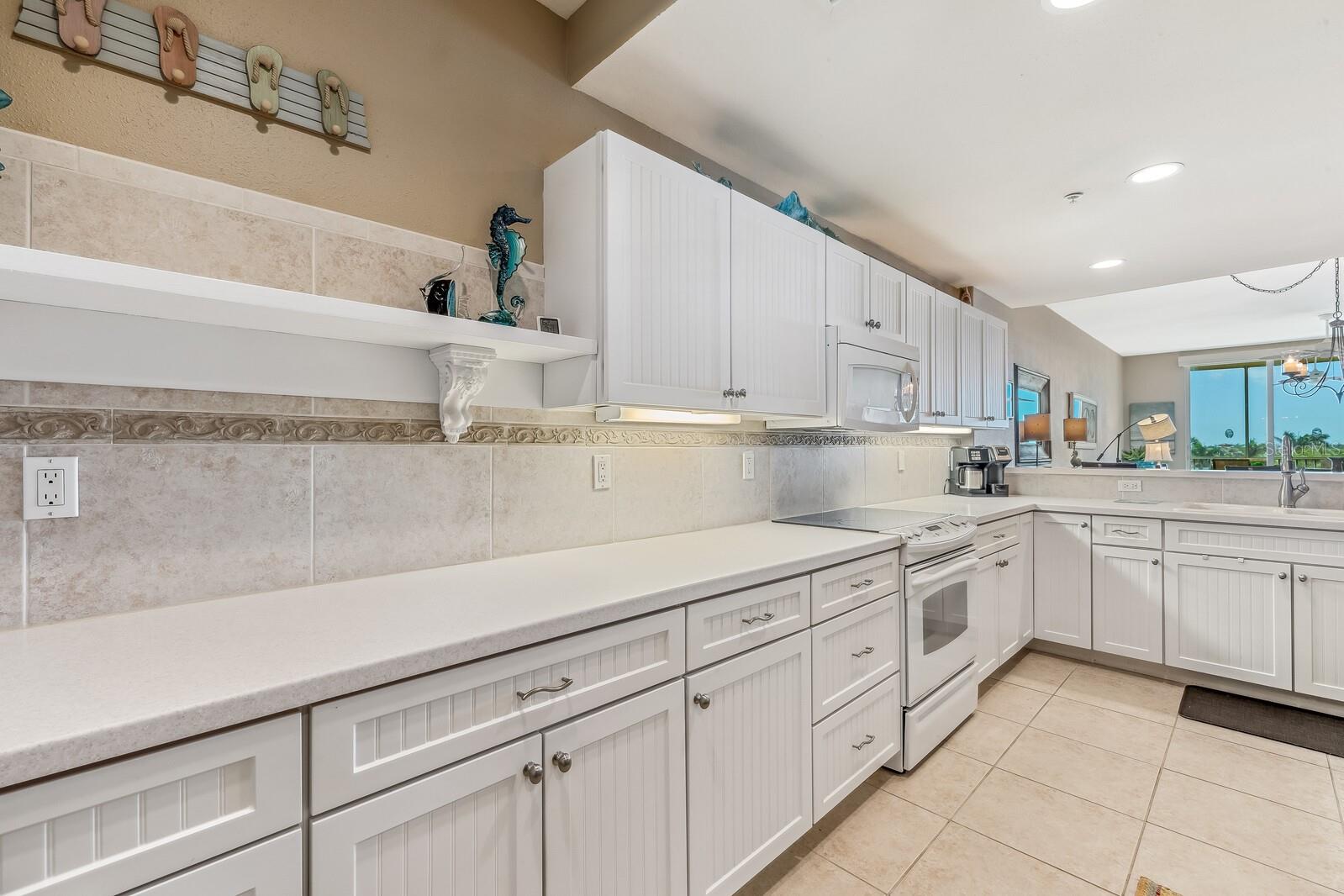 Image 11 of 34 For 10055 Links Lane 402