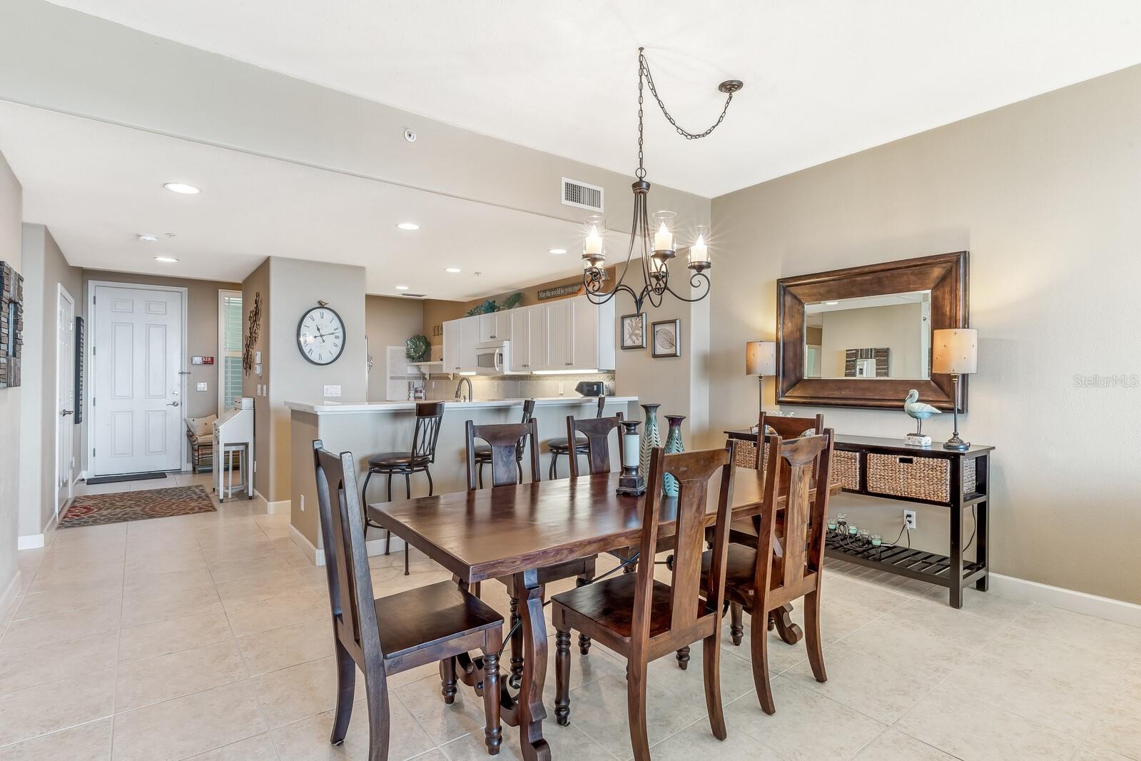 Image 8 of 34 For 10055 Links Lane 402