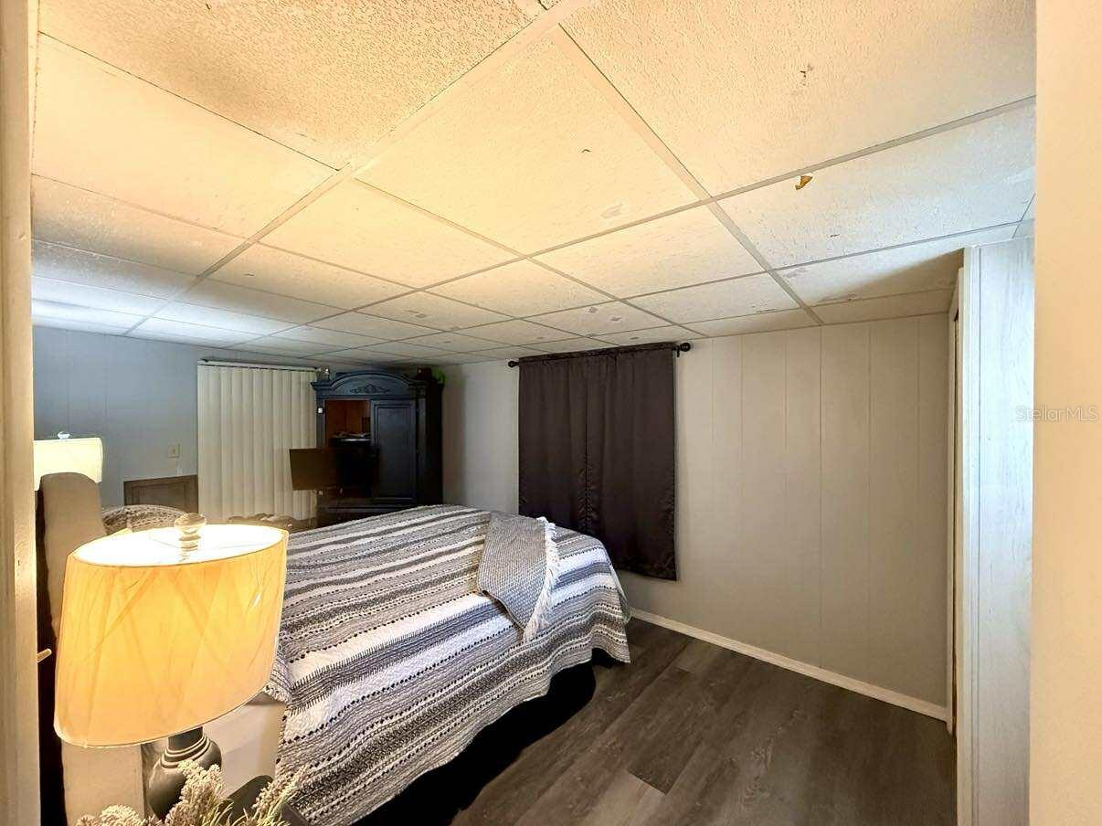 Image 11 of 45 For 5516 Holiday Park Boulevard