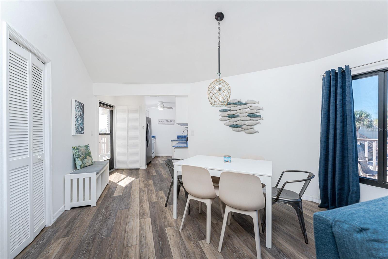 Image 17 of 61 For 2240 Beach Road 22d