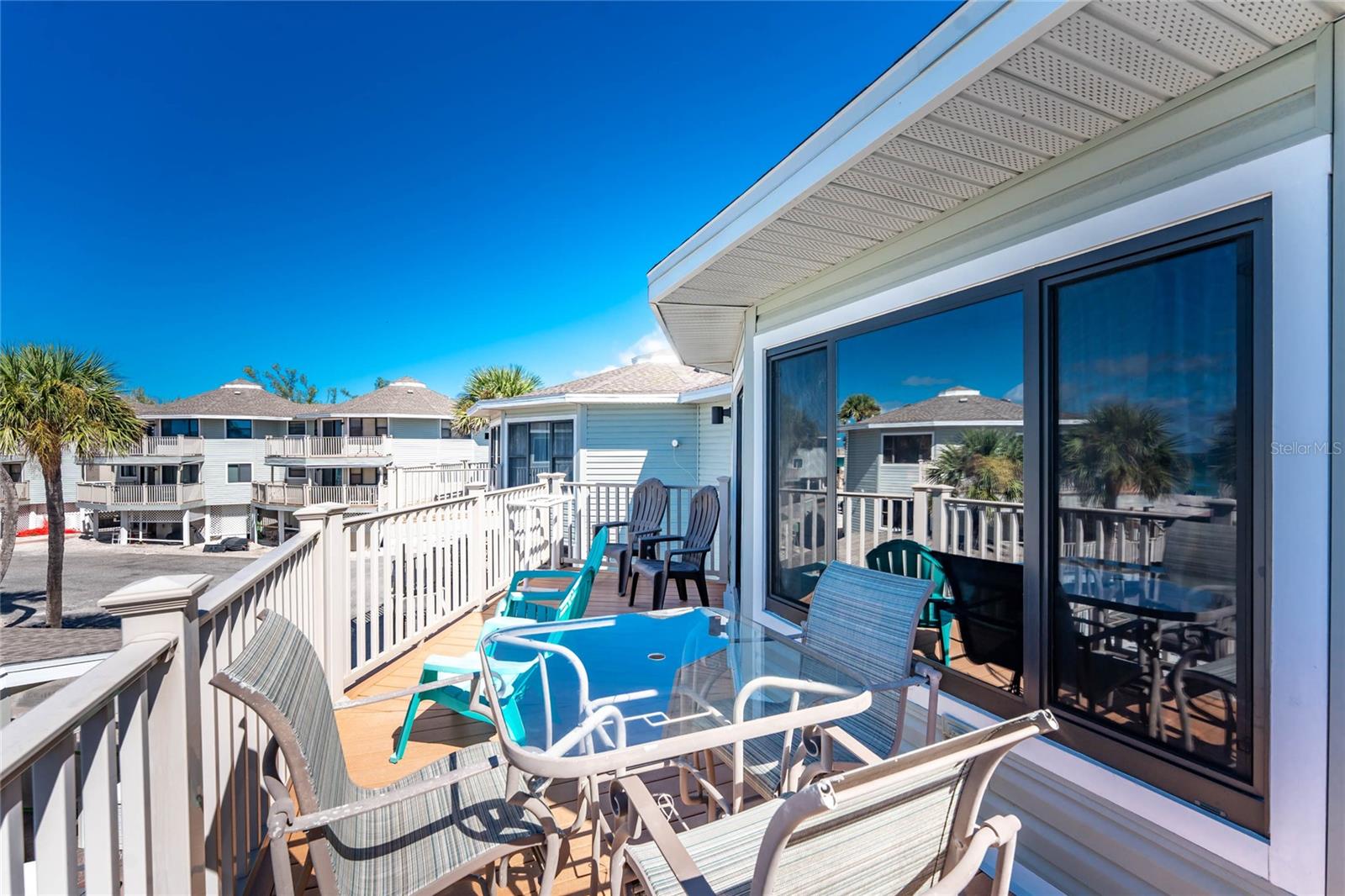 Image 38 of 61 For 2240 Beach Road 22d