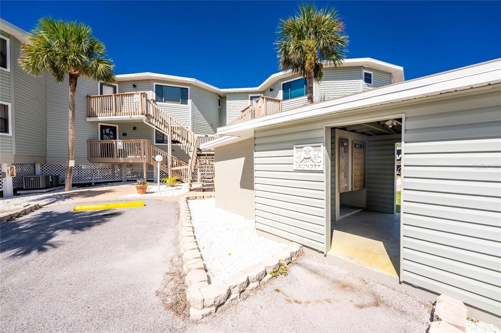 Image 41 of 61 For 2240 Beach Road 22d