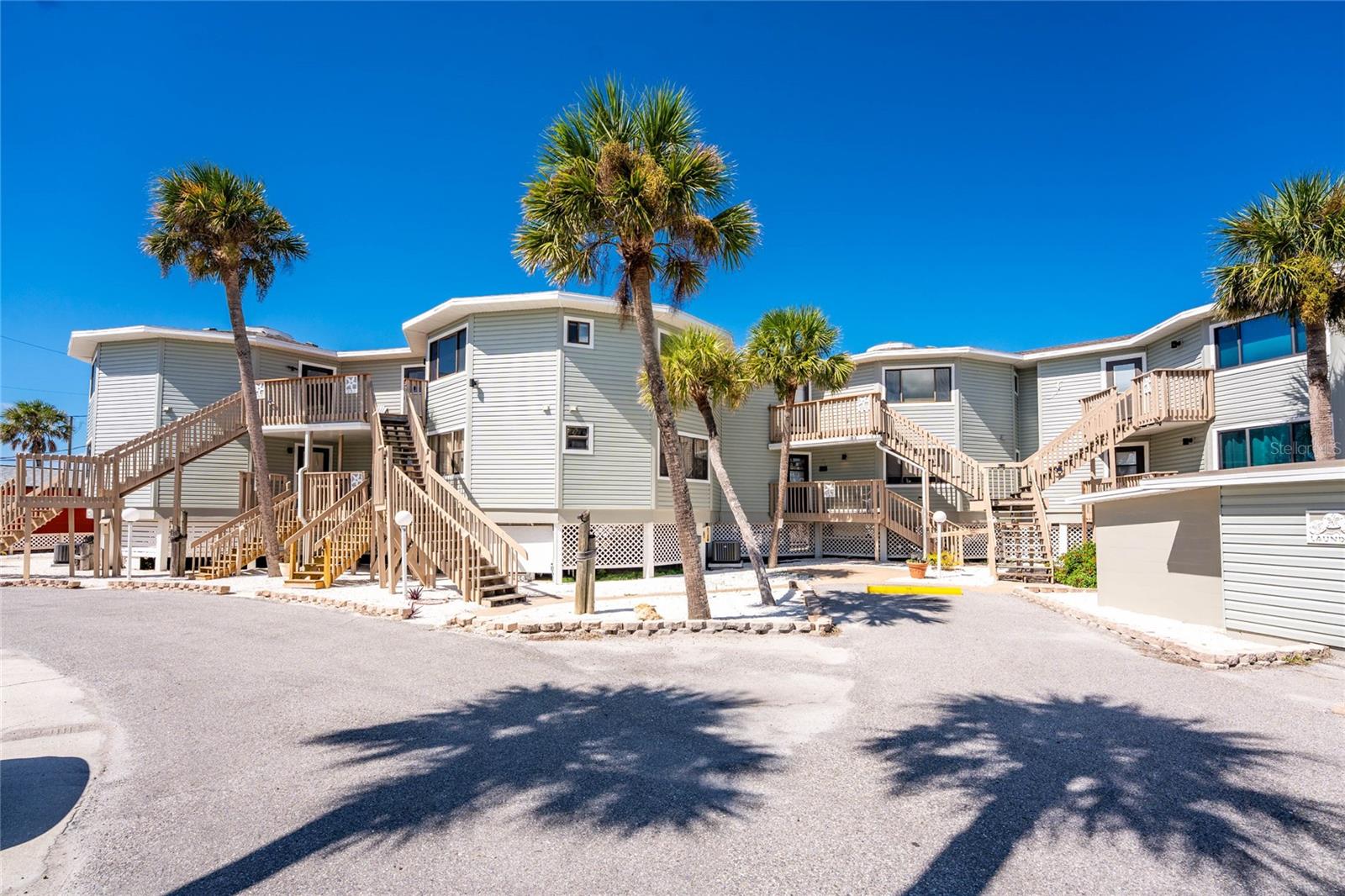 Image 42 of 61 For 2240 Beach Road 22d