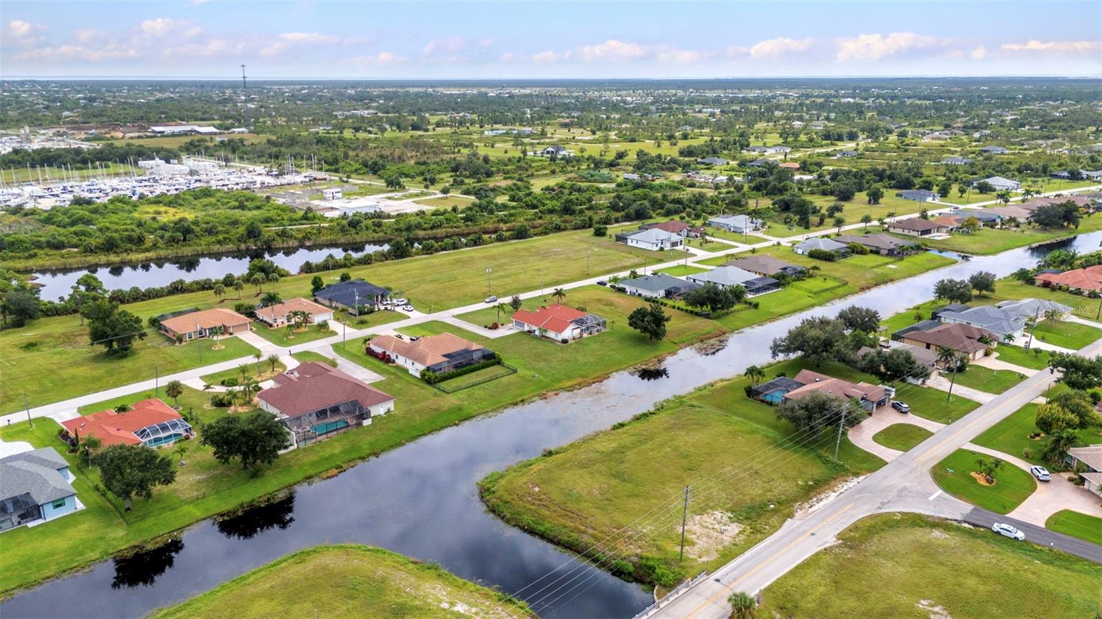 Image 6 of 6 For 893 Rotonda Circle