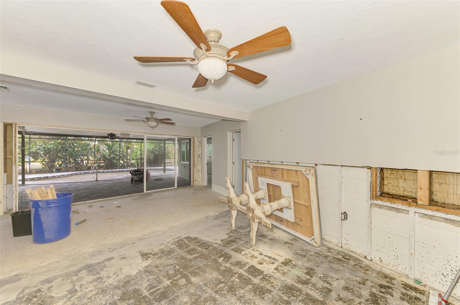 Image 23 of 61 For 232 Bahia Vista Drive