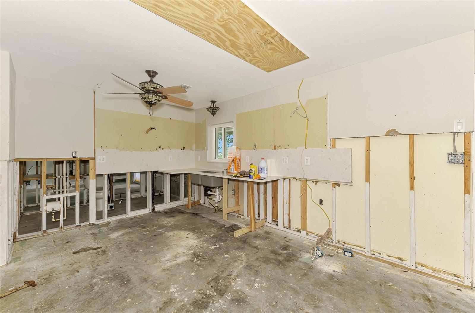 Image 33 of 61 For 232 Bahia Vista Drive