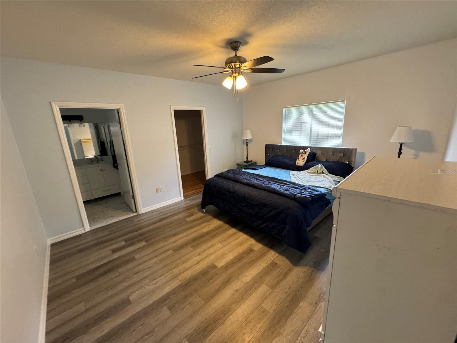 Image 7 of 18 For 2466 Logsdon Street