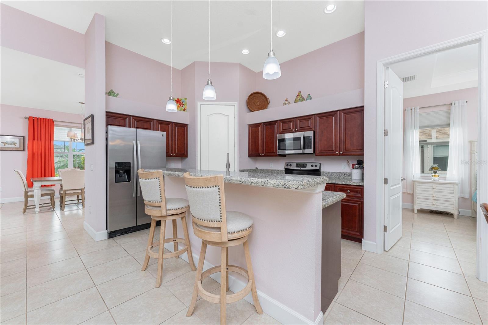 Image 15 of 52 For 59 Long Meadow Lane