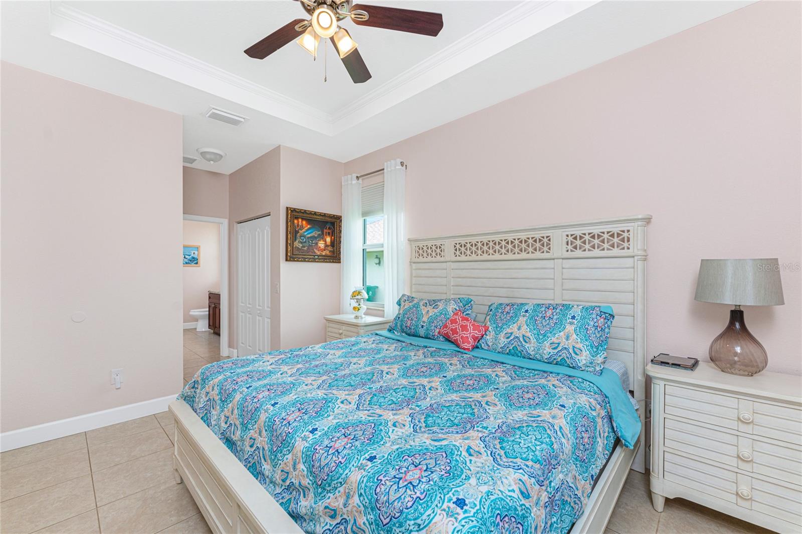 Image 24 of 52 For 59 Long Meadow Lane