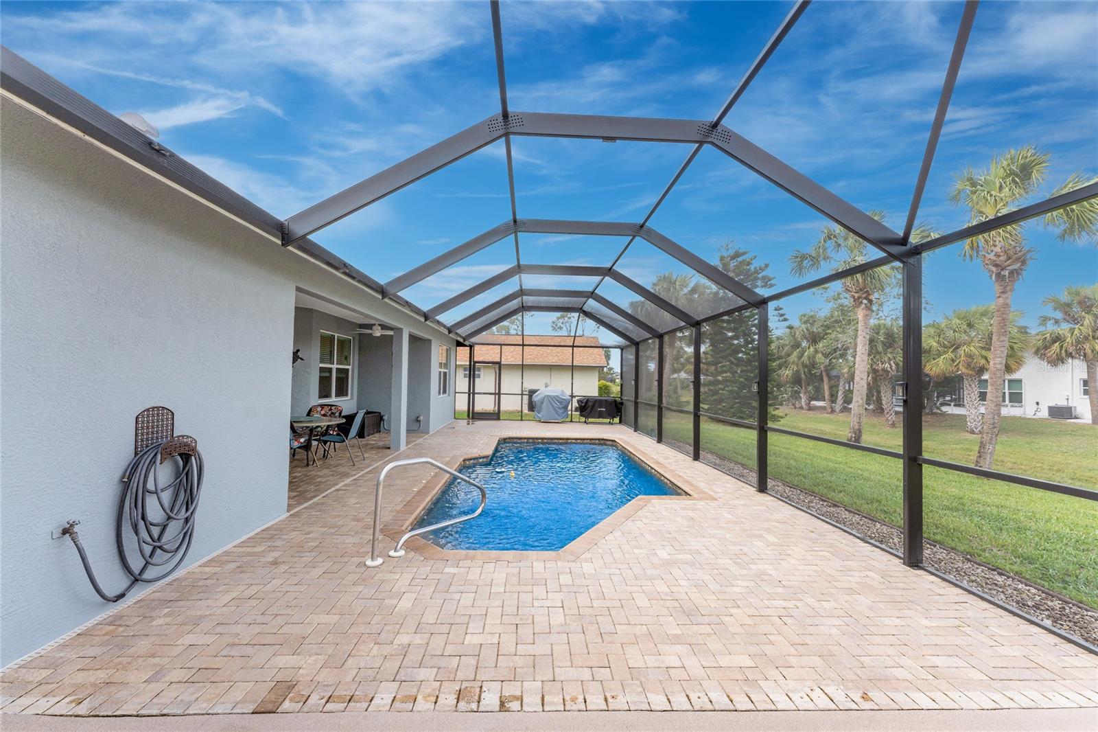 Image 41 of 52 For 59 Long Meadow Lane