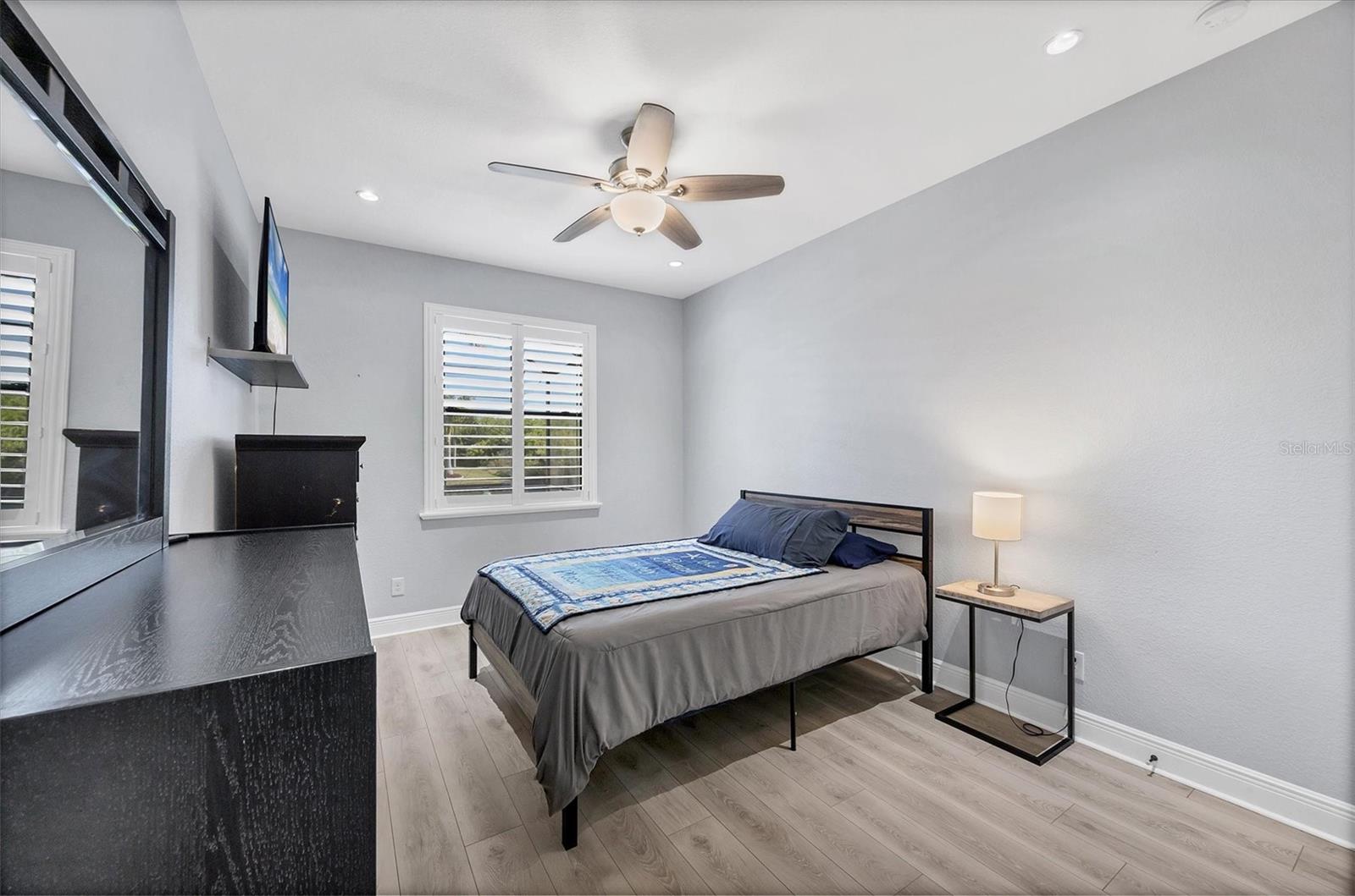 Image 25 of 59 For 8376 Antwerp Circle