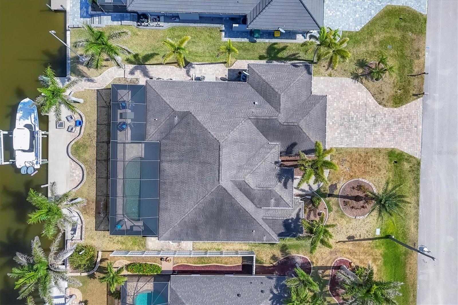 Image 5 of 59 For 8376 Antwerp Circle