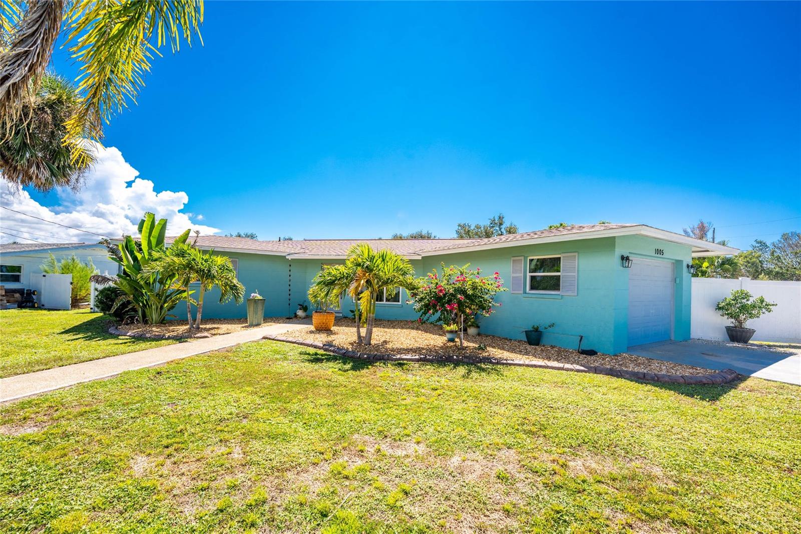 Image 8 of 69 For 1005 2nd Street