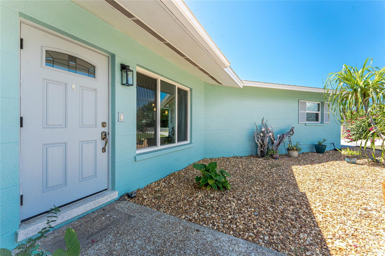 Image 9 of 69 For 1005 2nd Street