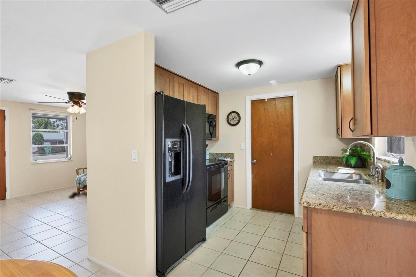 Image 20 of 60 For 25 1st Avenue