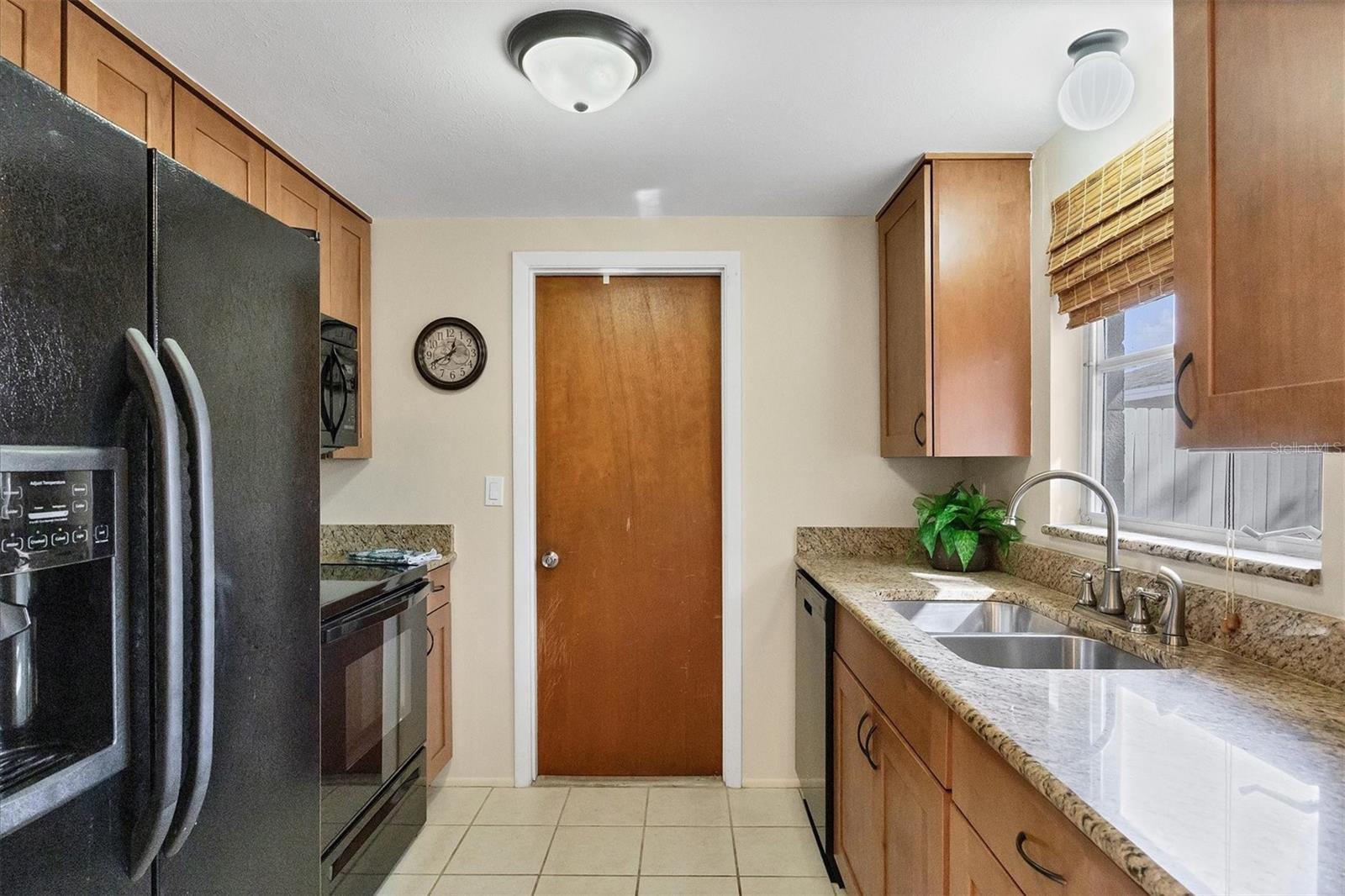Image 21 of 60 For 25 1st Avenue