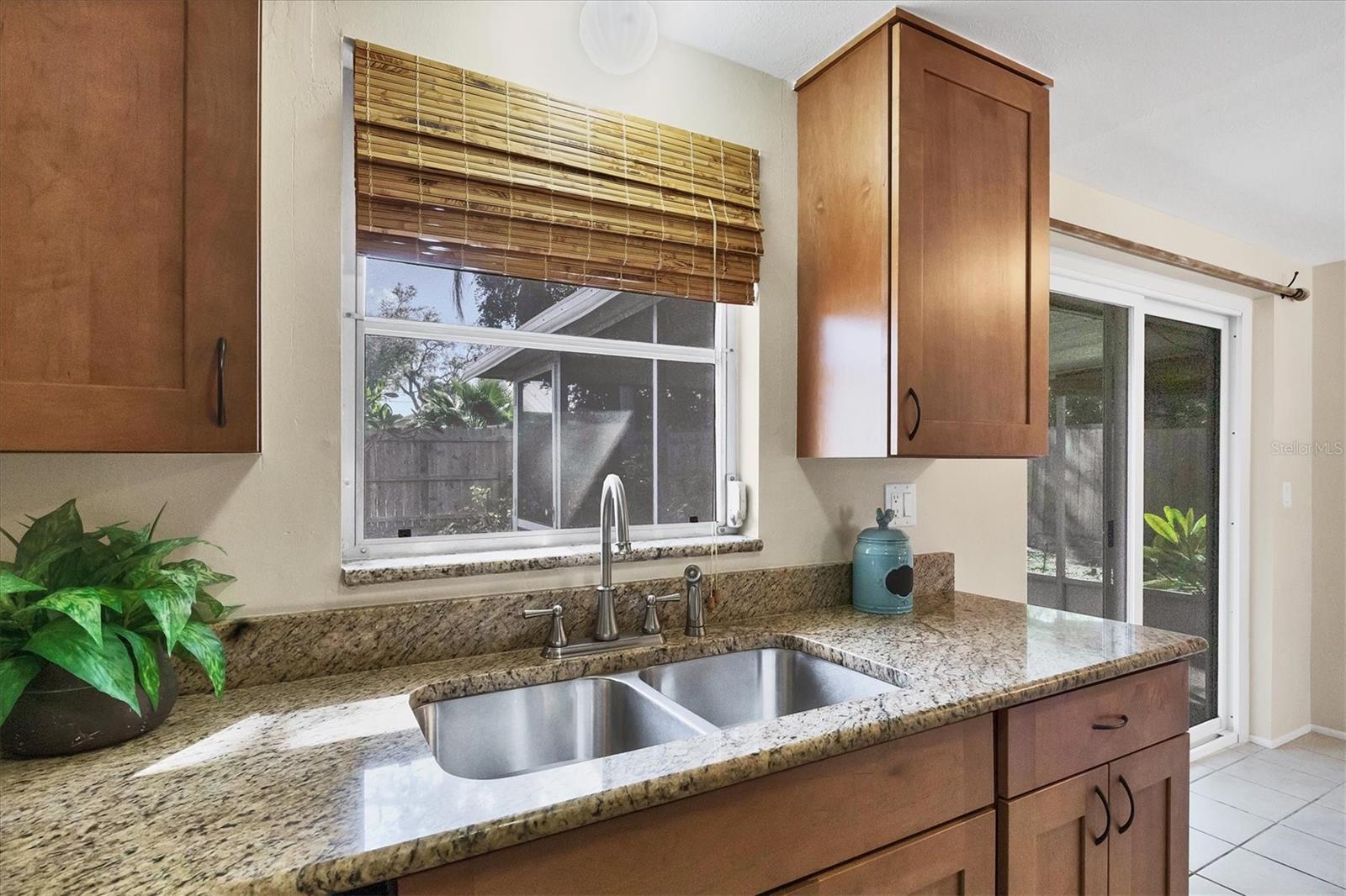 Image 4 of 60 For 25 1st Avenue