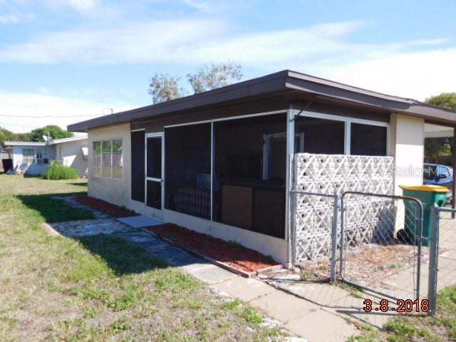 Image 4 of 13 For 22236 Montrose Avenue