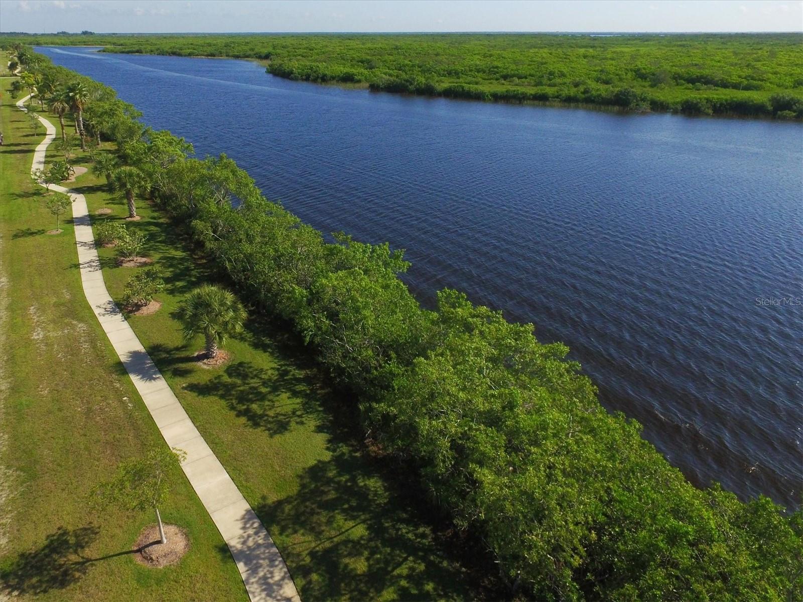 Image 40 of 49 For 7863 Lakes Edge Lane