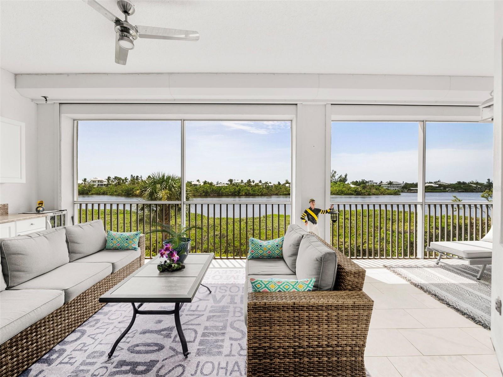 Image 21 of 57 For 11160 Hacienda Del Mar Boulevard D-205