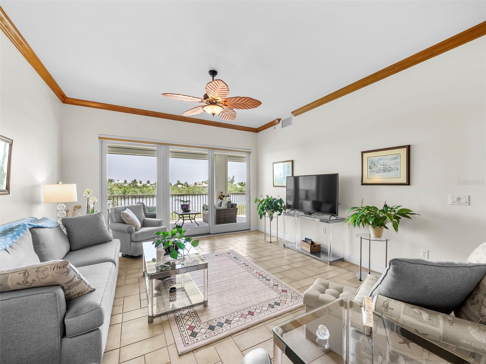Image 22 of 57 For 11160 Hacienda Del Mar Boulevard D-205