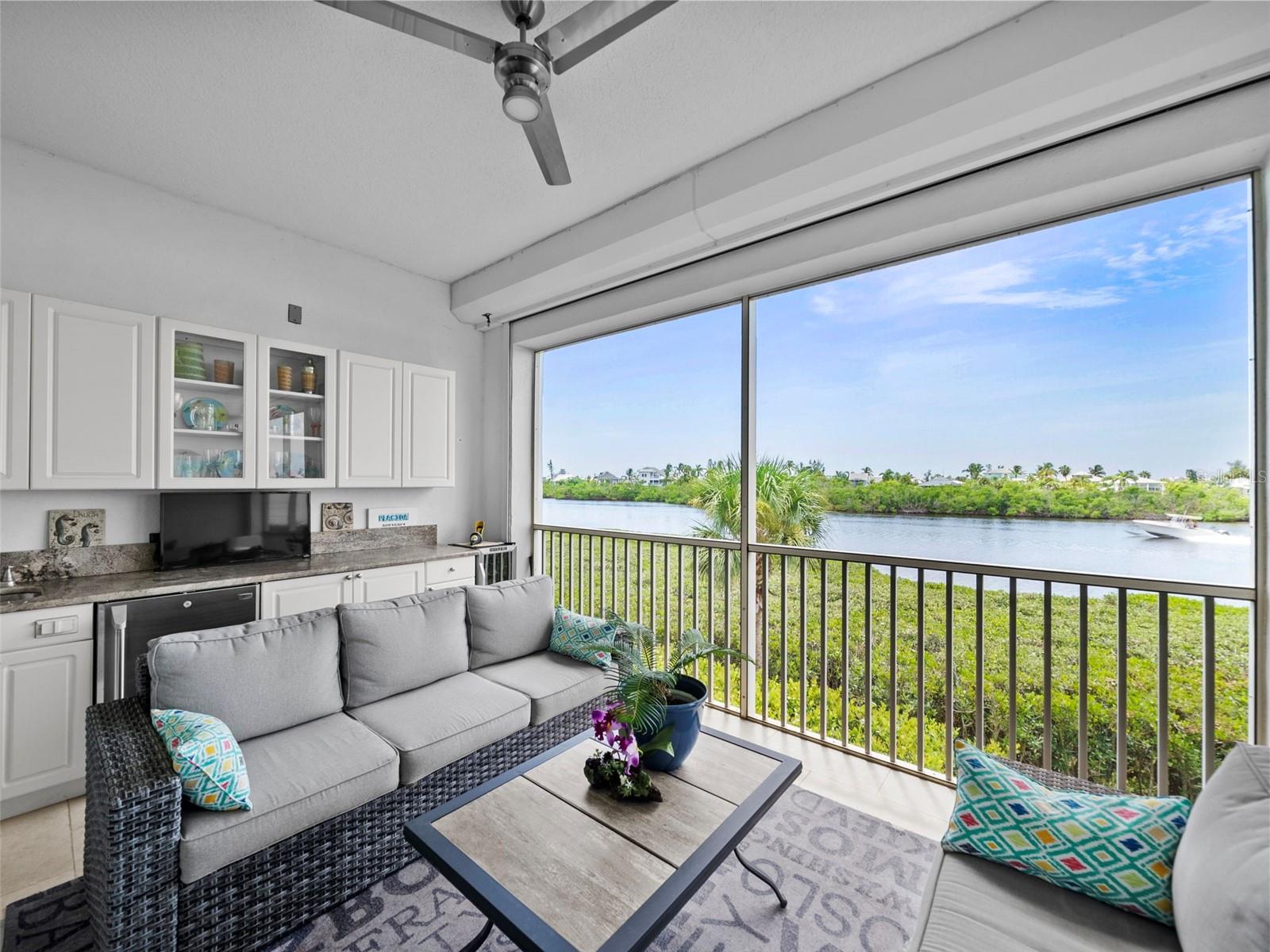 Image 29 of 57 For 11160 Hacienda Del Mar Boulevard D-205
