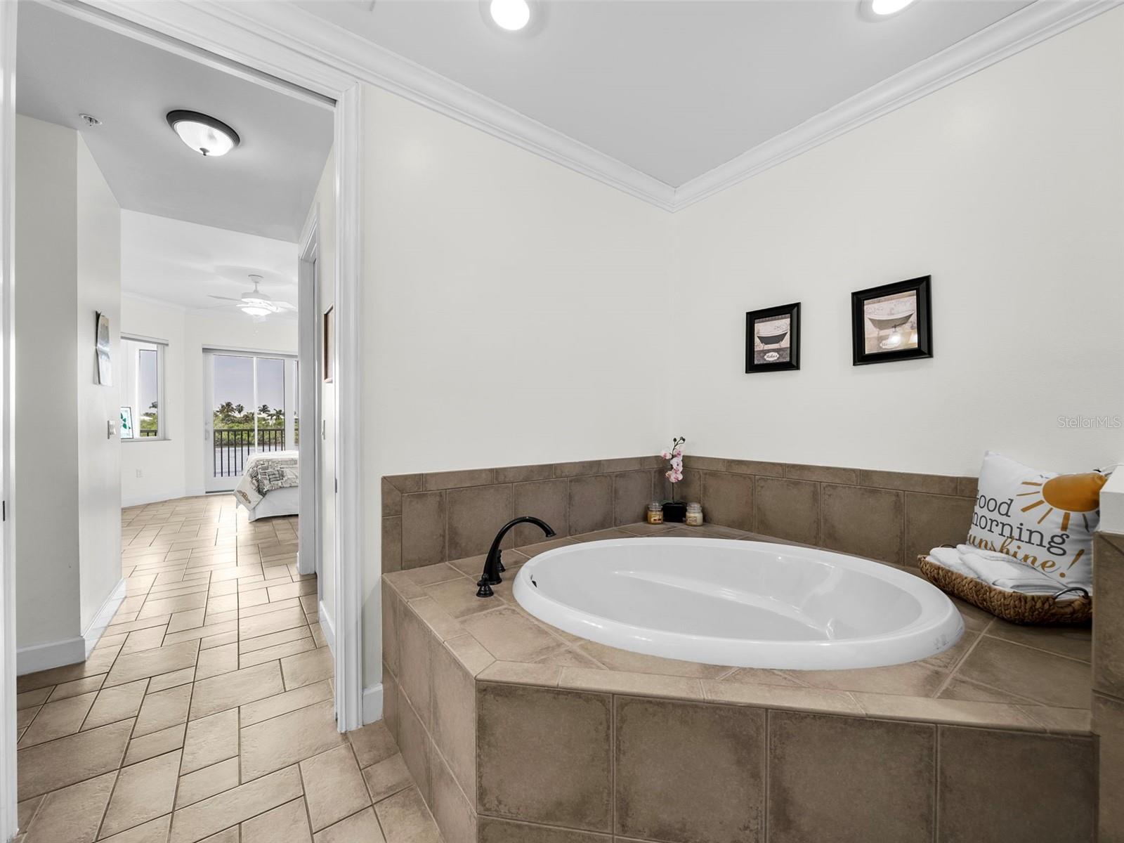 Image 36 of 57 For 11160 Hacienda Del Mar Boulevard D-205