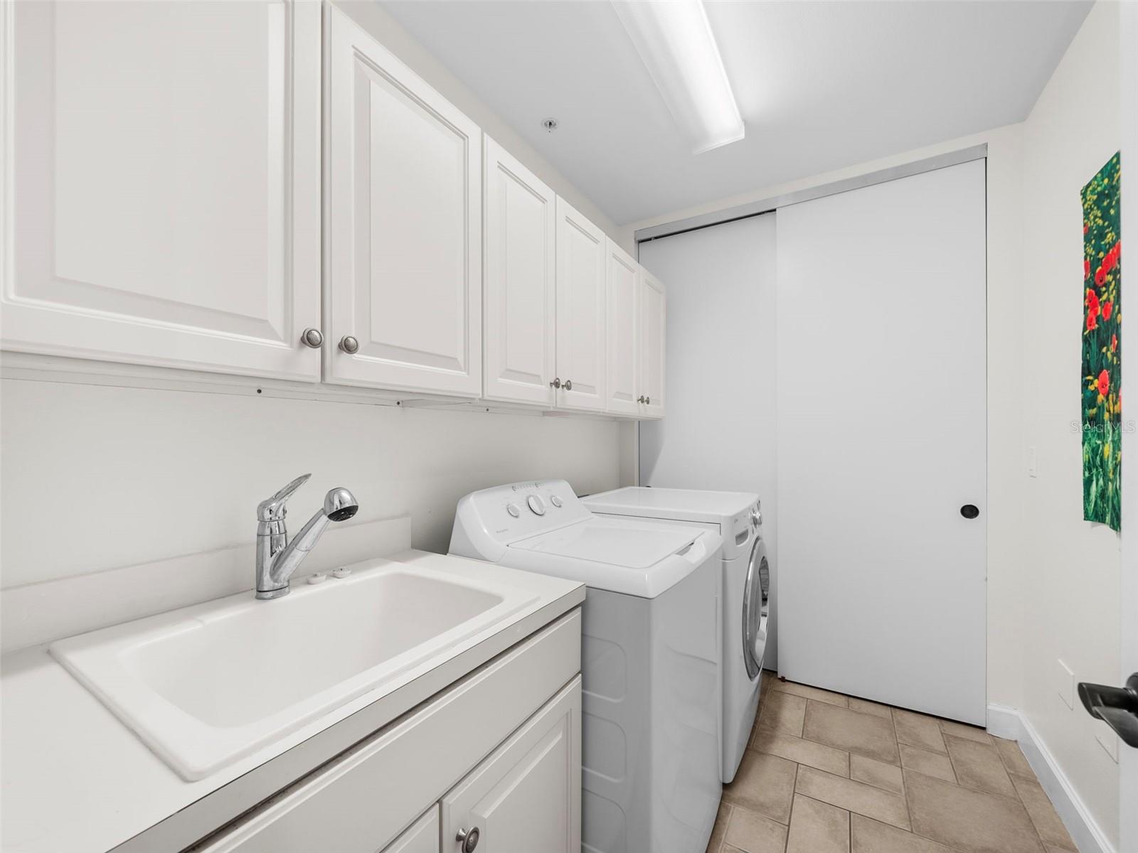 Image 39 of 57 For 11160 Hacienda Del Mar Boulevard D-205