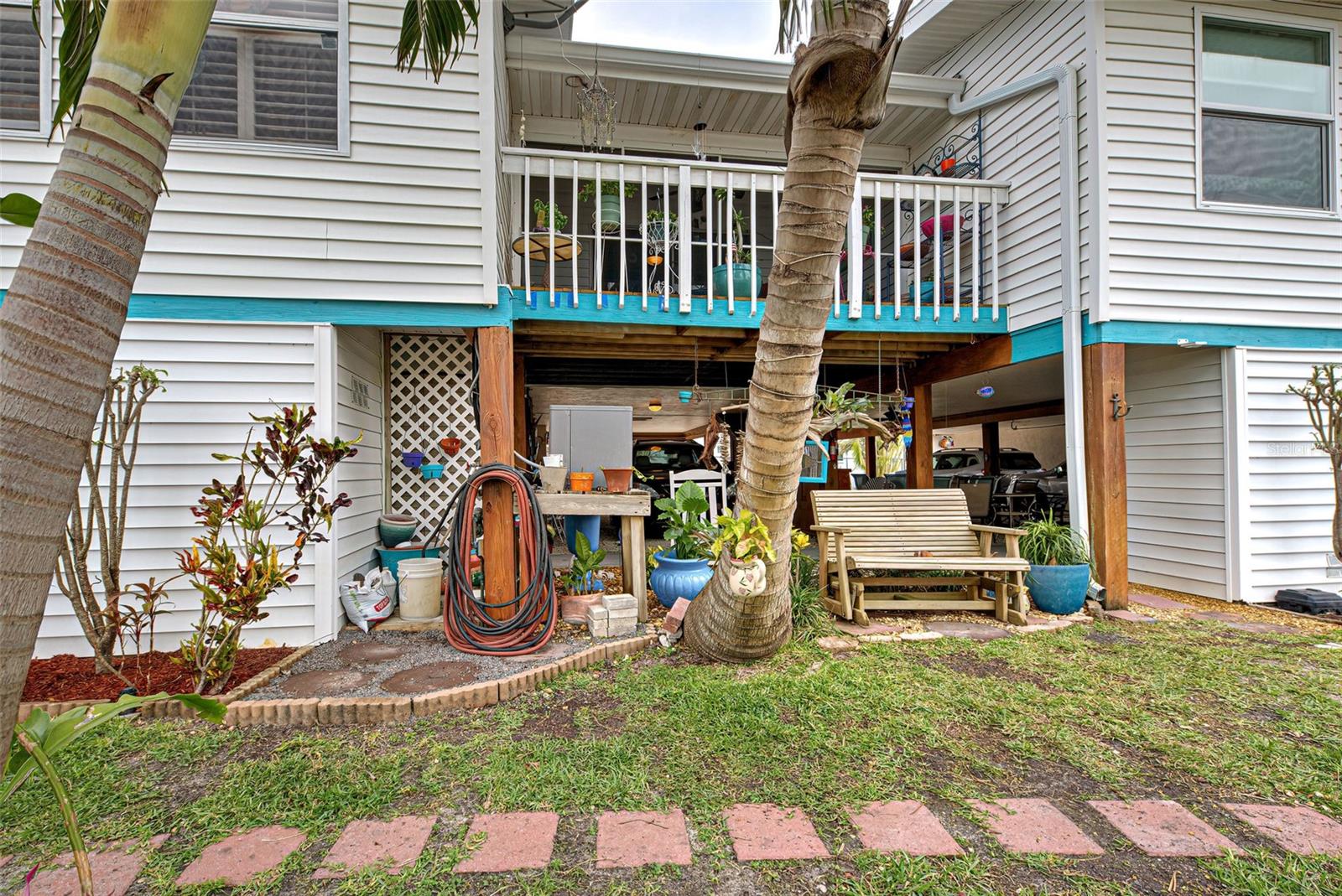 Image 12 of 60 For 5031 Beach Road 112