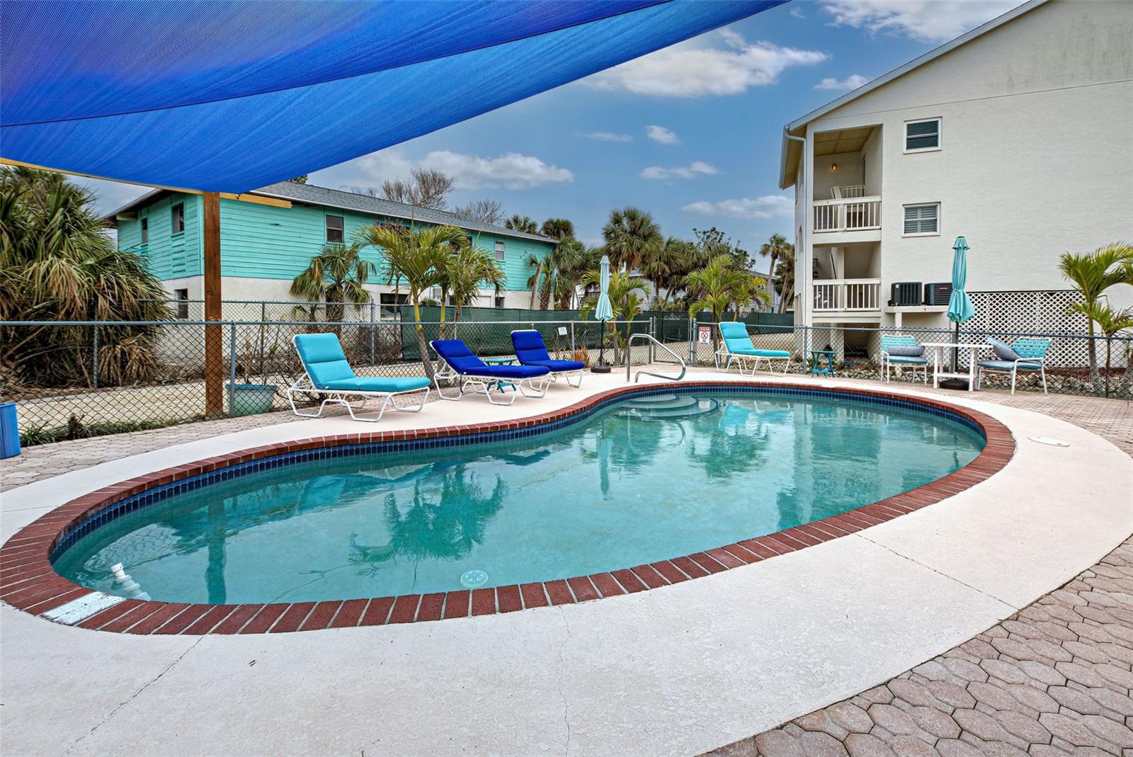 Image 2 of 60 For 5031 Beach Road 112