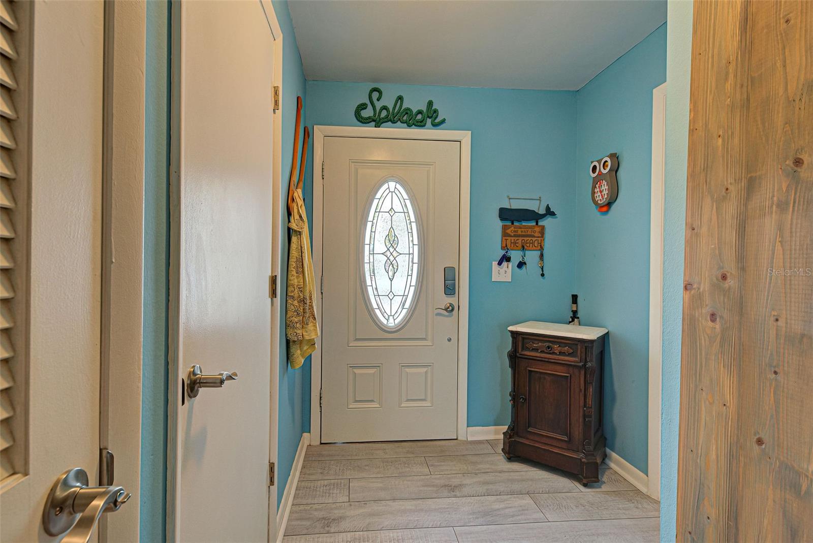 Image 20 of 60 For 5031 Beach Road 112