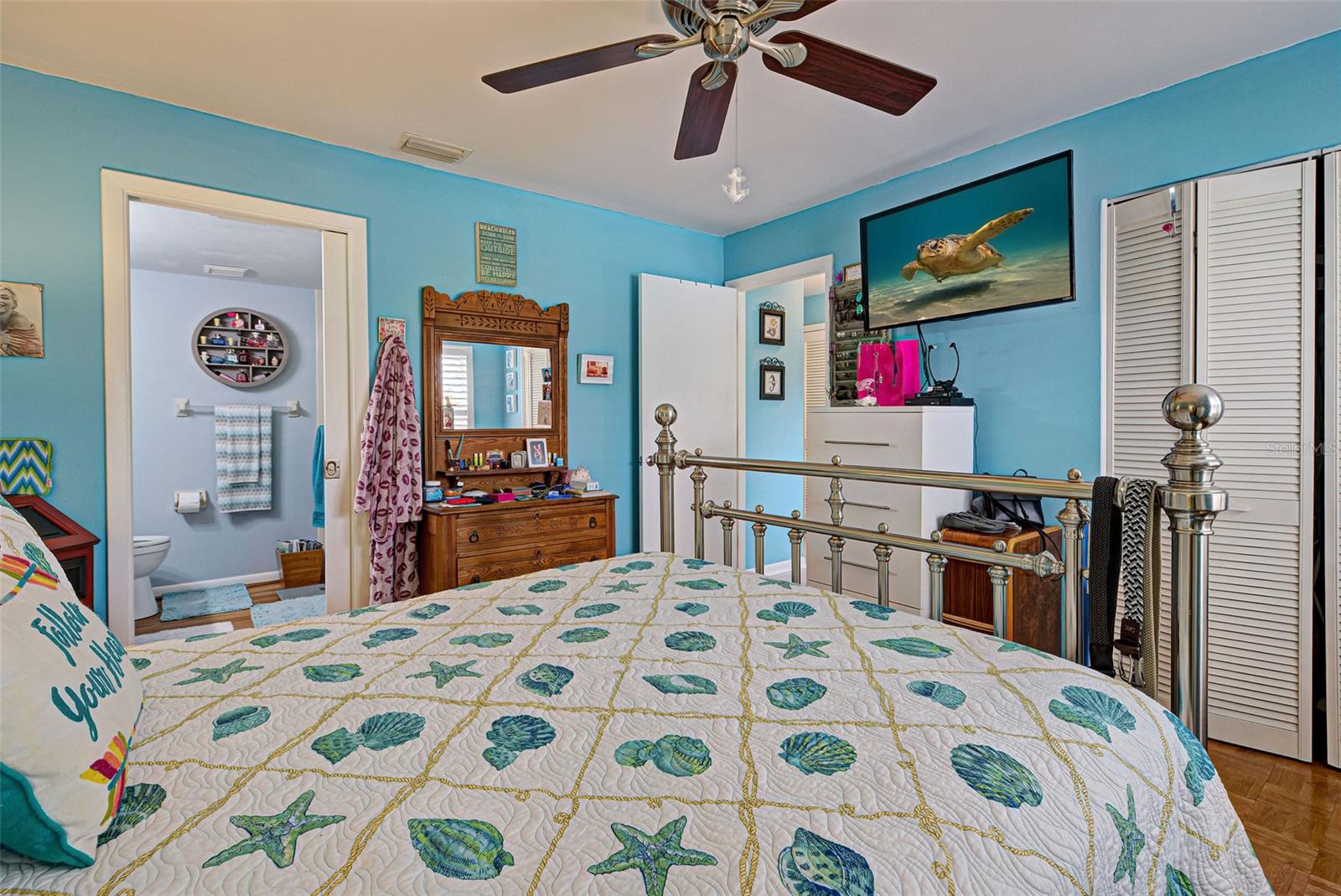 Image 23 of 60 For 5031 Beach Road 112