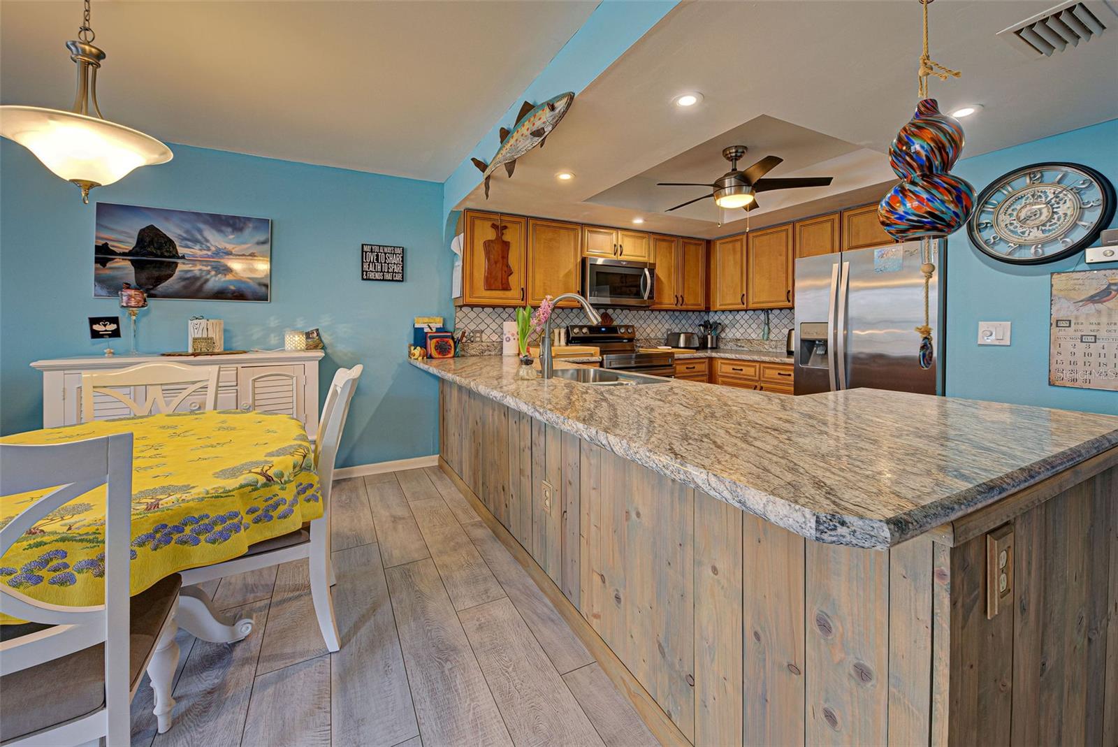 Image 35 of 60 For 5031 Beach Road 112