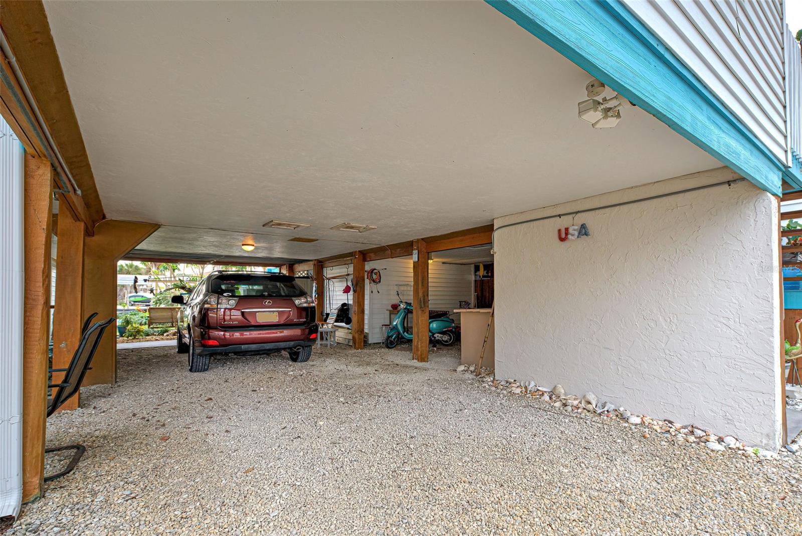 Image 4 of 60 For 5031 Beach Road 112
