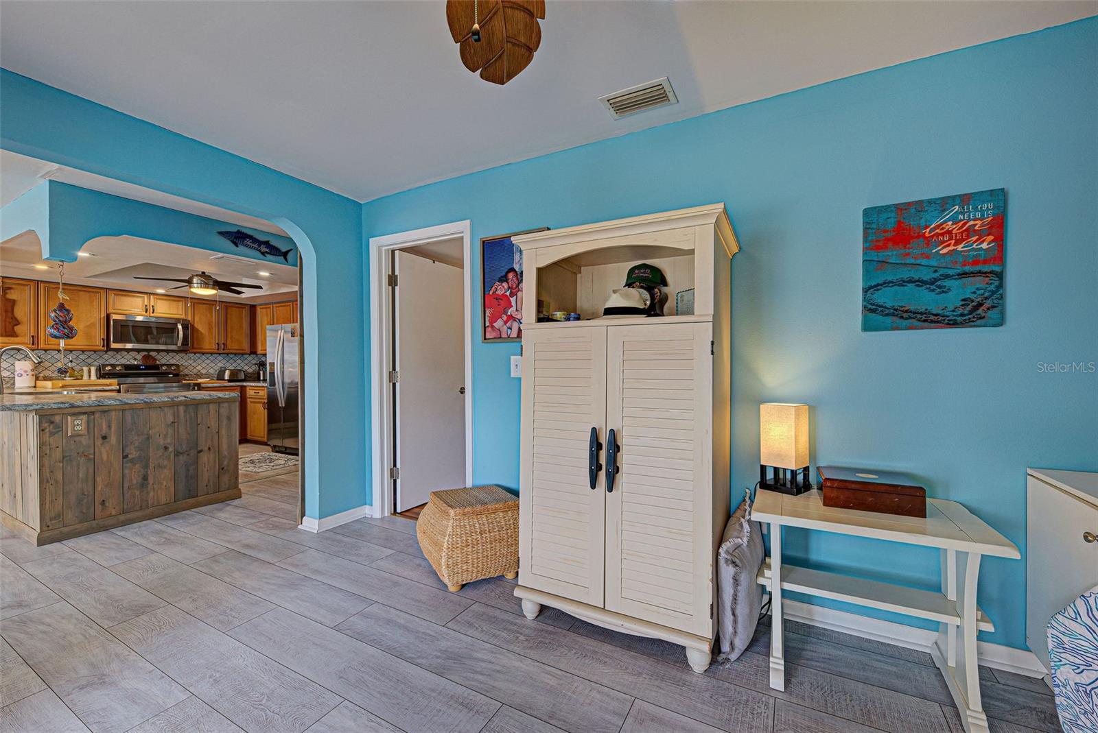 Image 55 of 60 For 5031 Beach Road 112