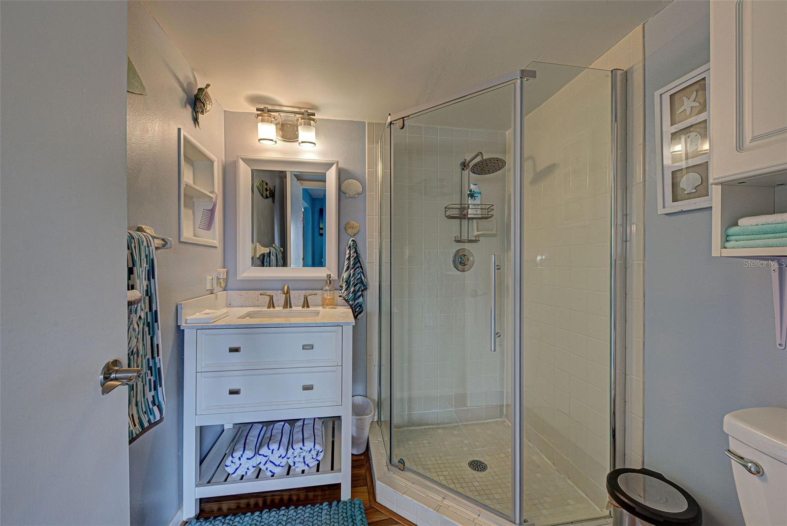 Image 57 of 60 For 5031 Beach Road 112