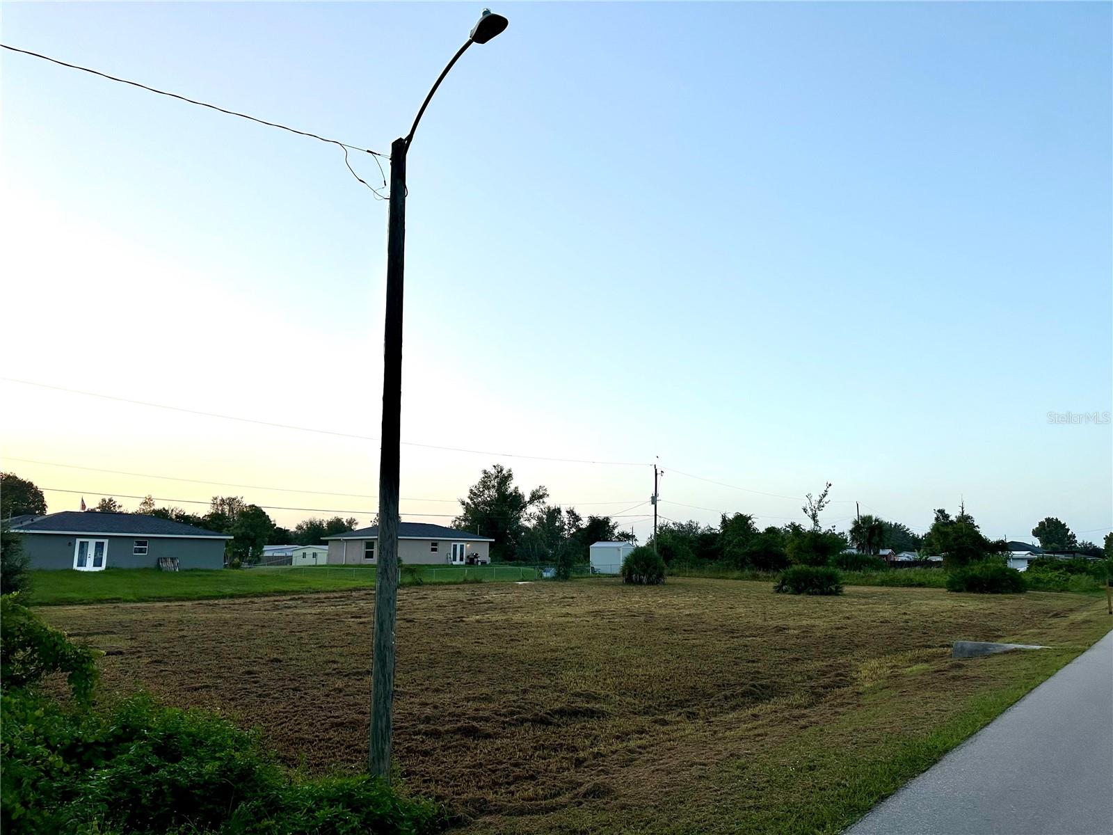 Image 7 of 20 For 314 Rio Vista Avenue