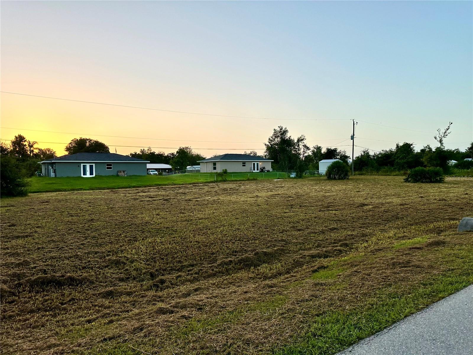 Image 9 of 20 For 314 Rio Vista Avenue