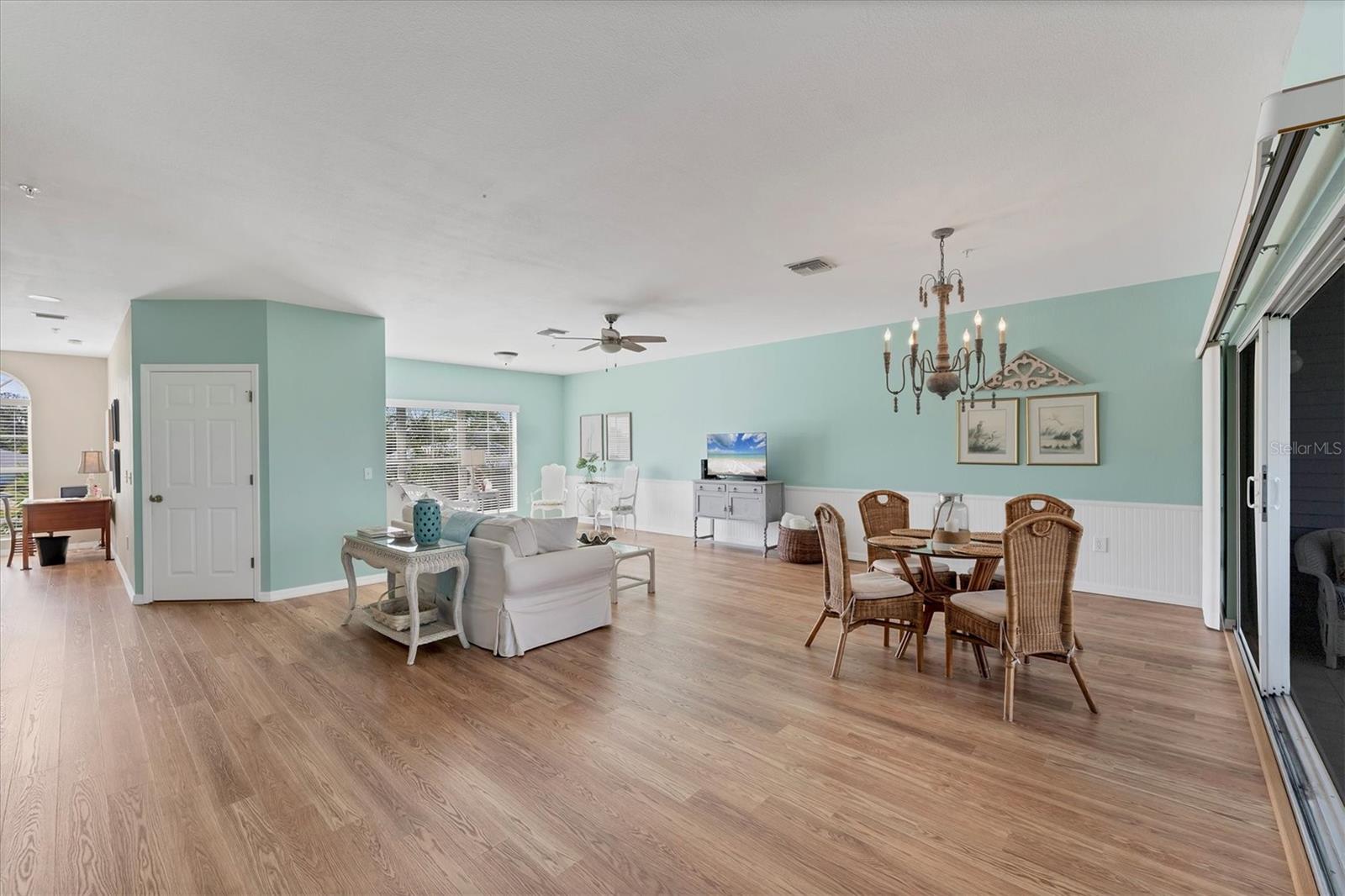 Image 12 of 31 For 3927 Cape Haze Drive 204