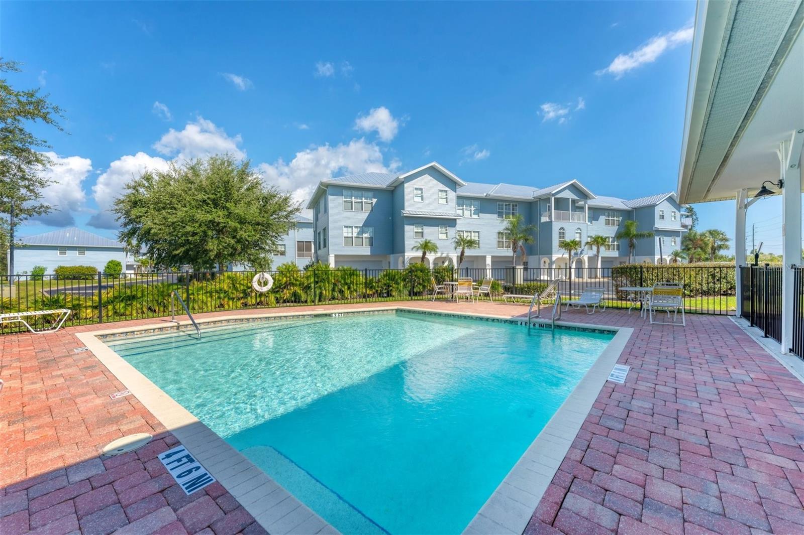 Image 23 of 31 For 3927 Cape Haze Drive 204