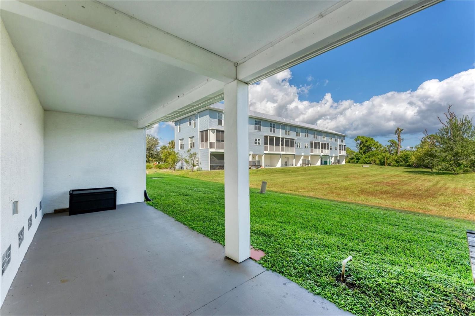 Image 25 of 31 For 3927 Cape Haze Drive 204