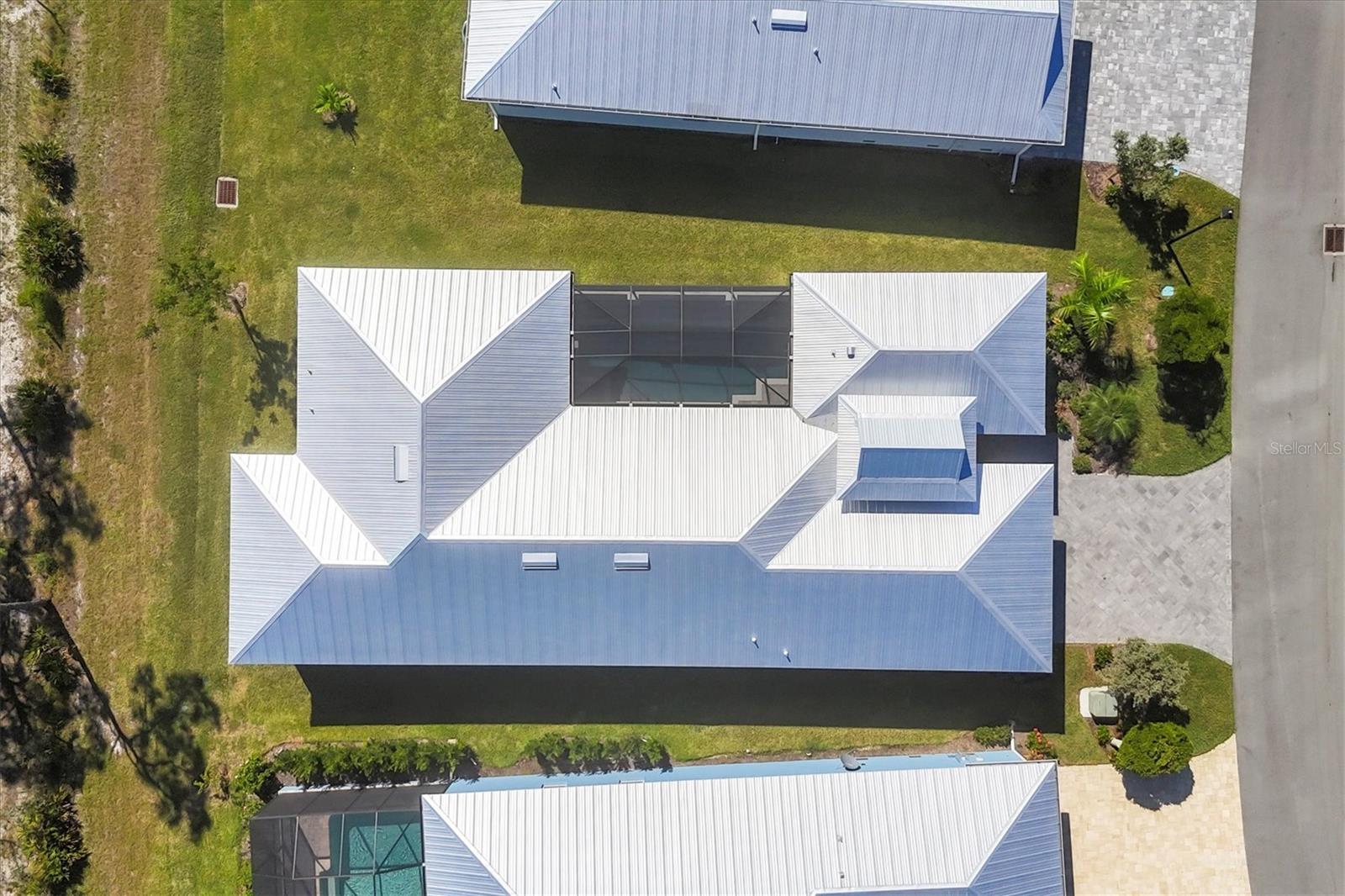 Image 25 of 39 For 8936 Conch Avenue