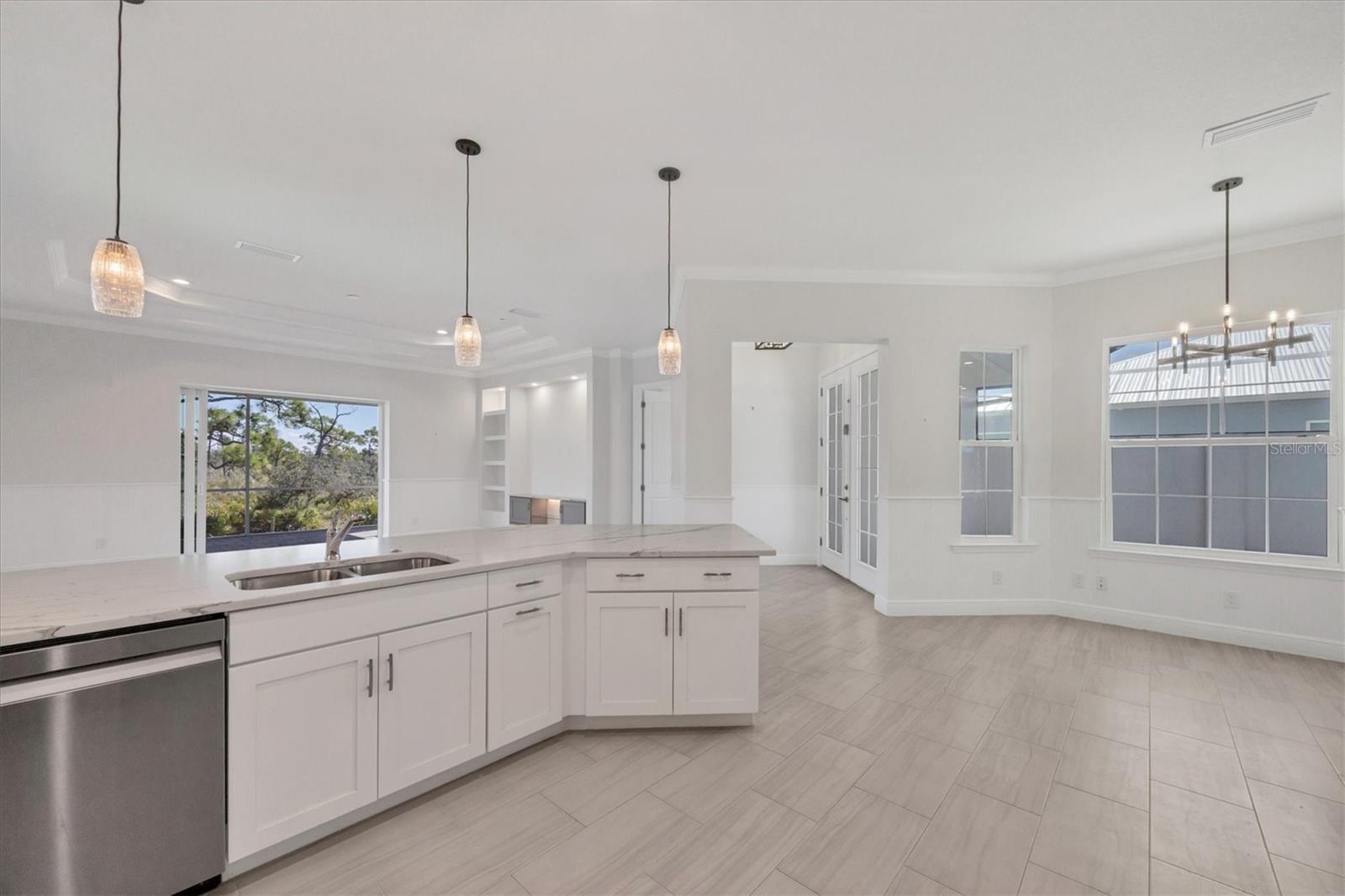 Image 6 of 39 For 8936 Conch Avenue
